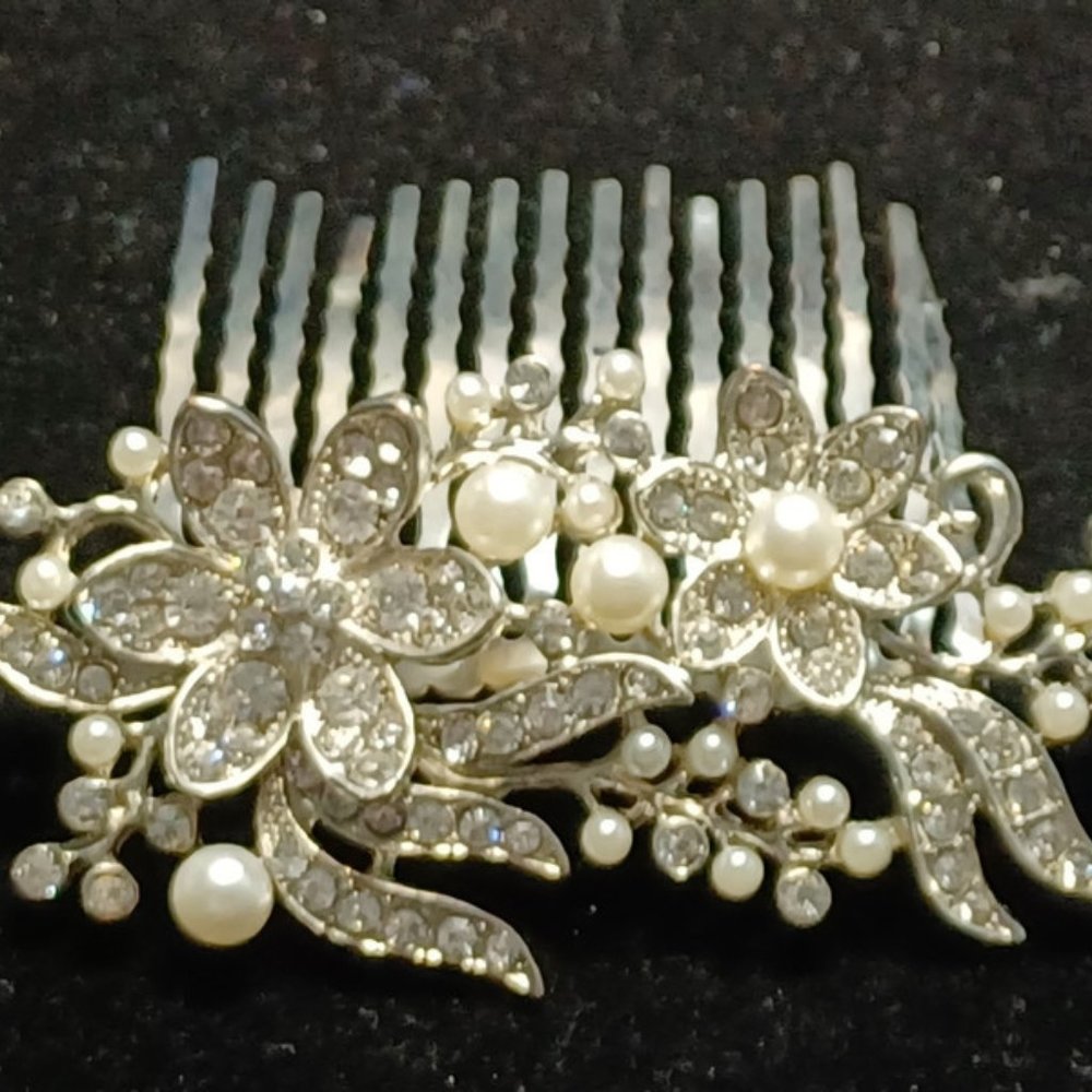 Vtg 80s Silver Tone Wedding Or Fashion Hair Comb